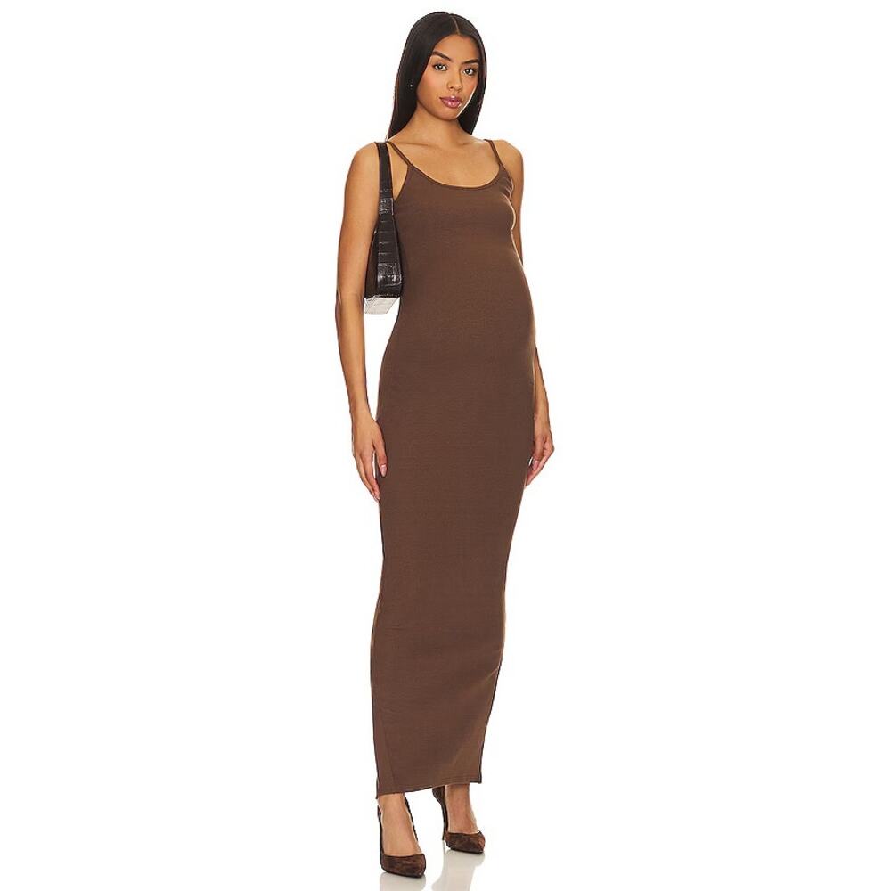 Brown Scoop Neck Maxi Dress - Classic Slim Fit